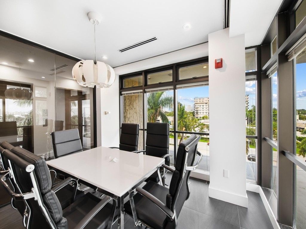 Photo of 910 SE 17th Street, Fort Lauderdale, FL 33316 (MLS # F10498745)