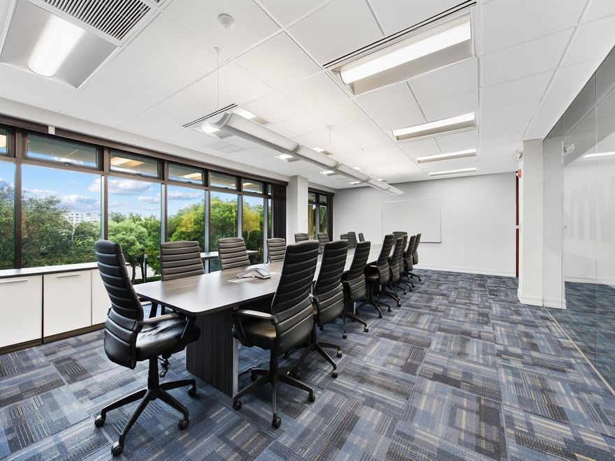 Located on SE 17th Street Causeway, this property offers a unique mix of office and ground-floor retail leasing opportunities in the heart of Fort Lauderdale’s banking district. Minutes from A1A, I-95, and I-595, it provides easy access to key transportation routes. Close to FLL Beach, Downtown, and Las Olas, the site enjoys high foot and vehicle traffic.

Ideal for businesses targeting local and international markets, it features flexible office spaces and versatile retail options—perfect for dry retail, fitness, restaurants, or a bank with potential drive-thru. Expansive windows bring in natural light, while onsite parking and elevator access add convenience. This high-visibility location blends accessibility and modern design, making it ideal for offices or retail headquarters.