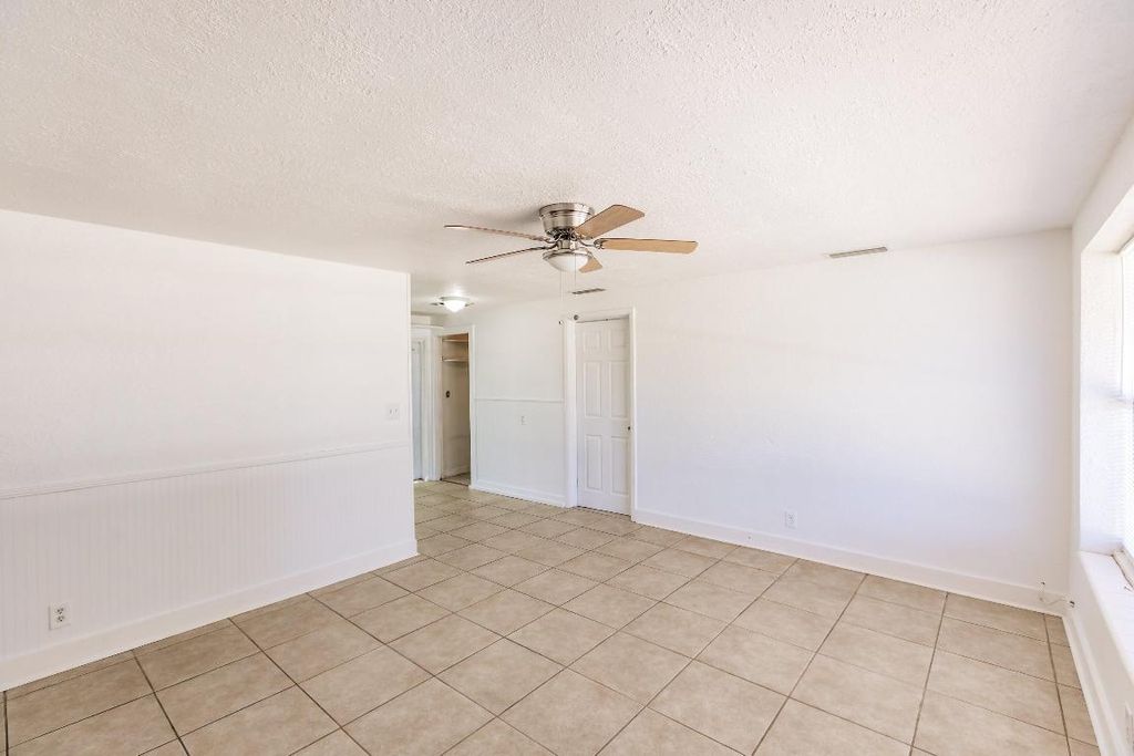 Photo of 5806 Sullivan Road, Jupiter, FL 33458 (MLS # R10980760)
