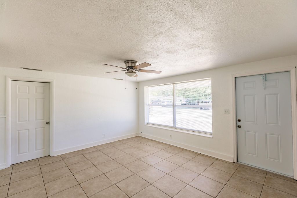 Photo of 5806 Sullivan Road, Jupiter, FL 33458 (MLS # R10980760)