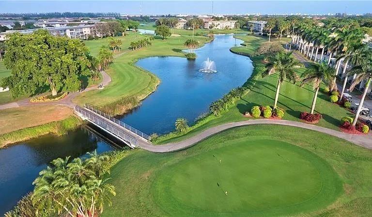 WYNMOOR VILLAGE - Residential Lease