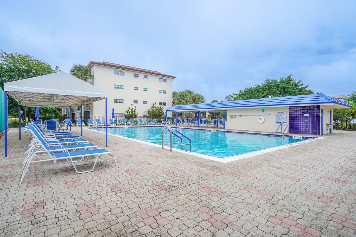 WYNMOOR VILLAGE - Residential Lease