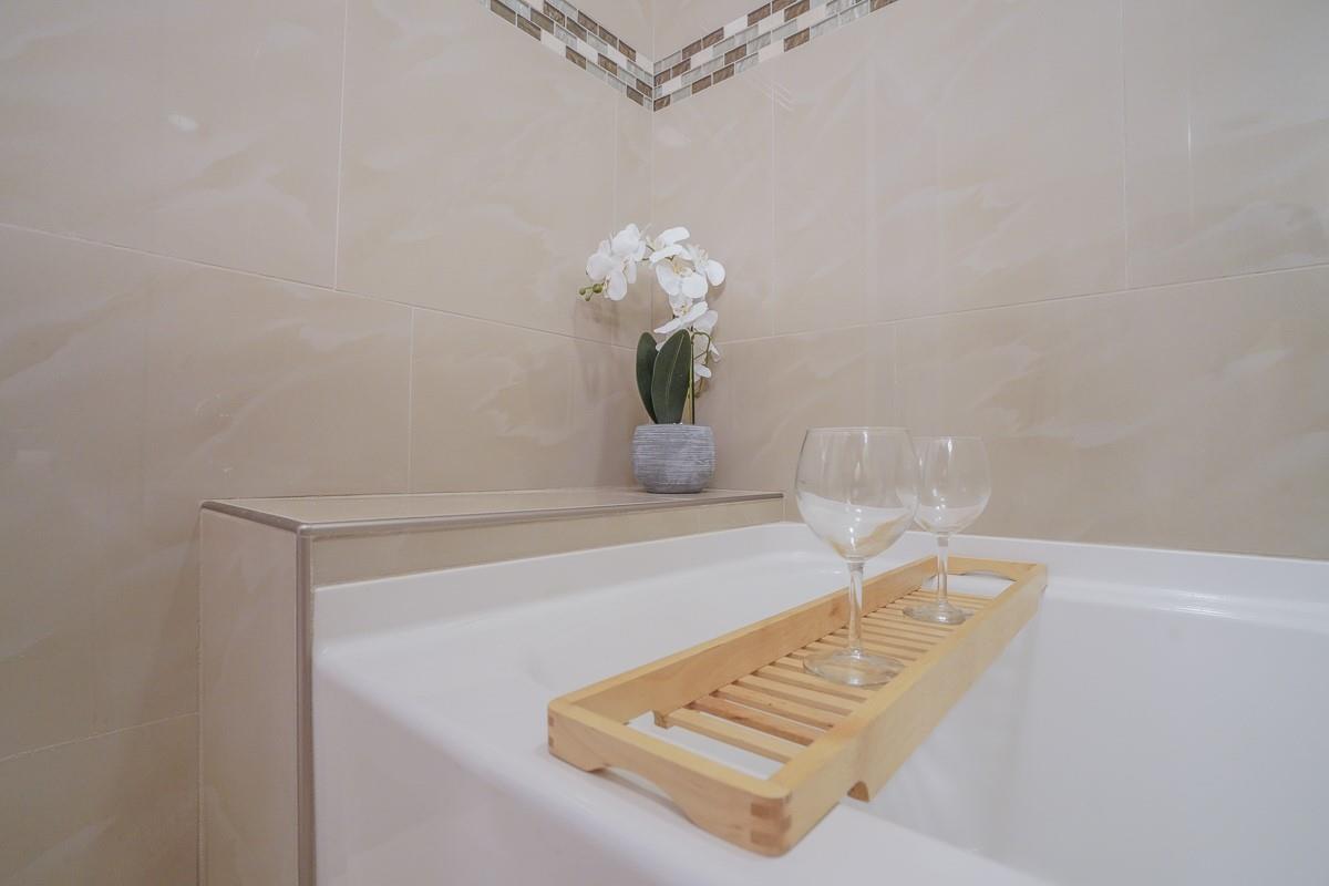 WYNMOOR VILLAGE - Residential Lease