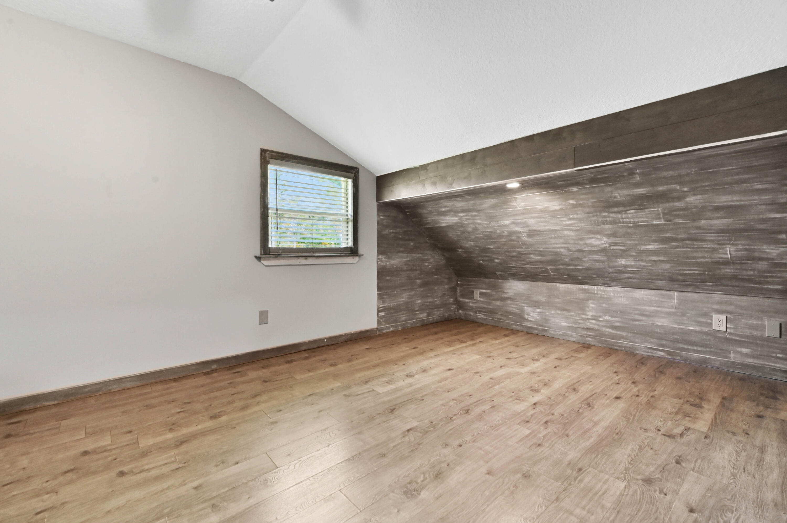The Acreage - Residential