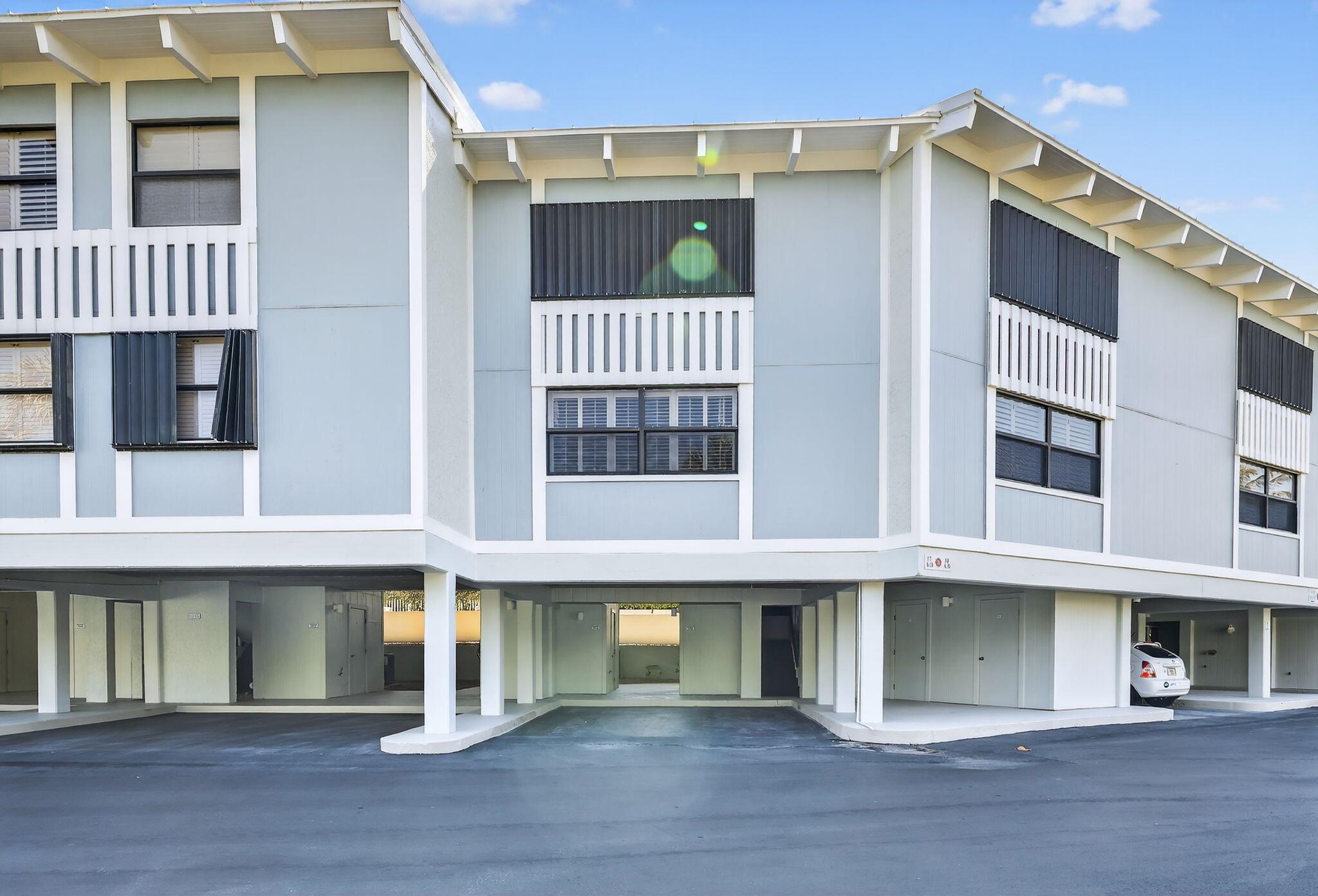 BEACHWOOD VILLAS CONDO - Residential Lease