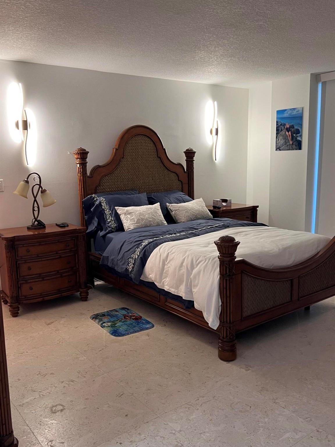 HILLSBORO LANDINGS CONDO - Residential Lease