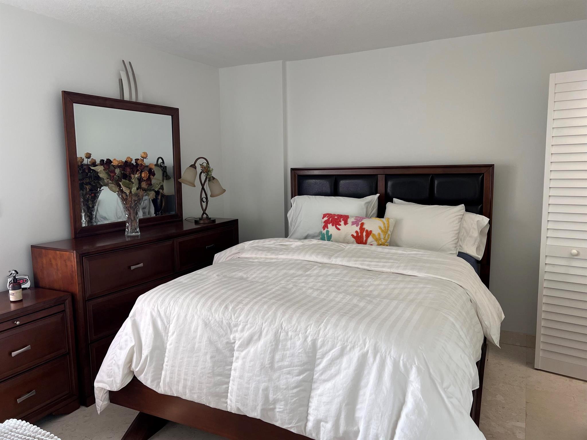 HILLSBORO LANDINGS CONDO - Residential Lease