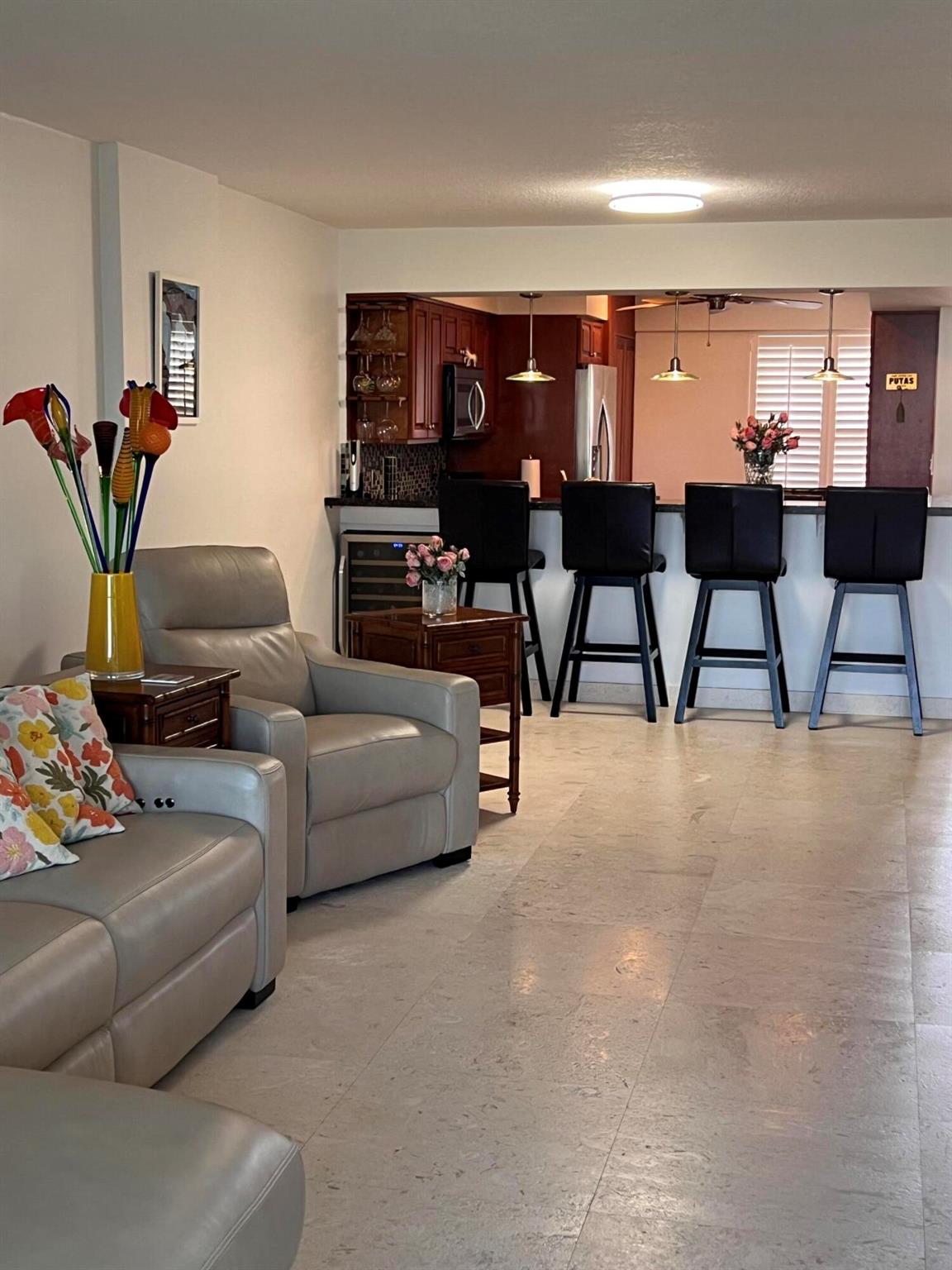 HILLSBORO LANDINGS CONDO - Residential Lease