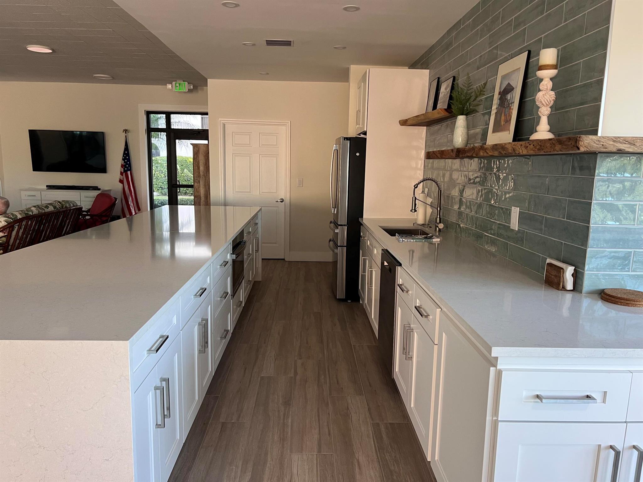 HILLSBORO LANDINGS CONDO - Residential Lease