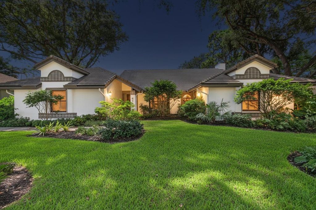 Photo of 4256 Gleneagles Drive, Boynton Beach, FL 33436 (MLS # R11112487)