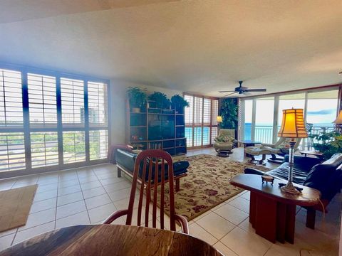 A home in Hutchinson Island