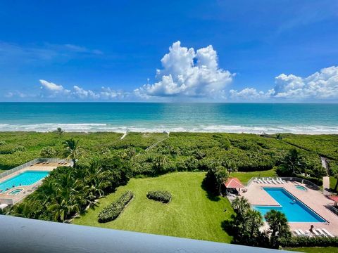 A home in Hutchinson Island