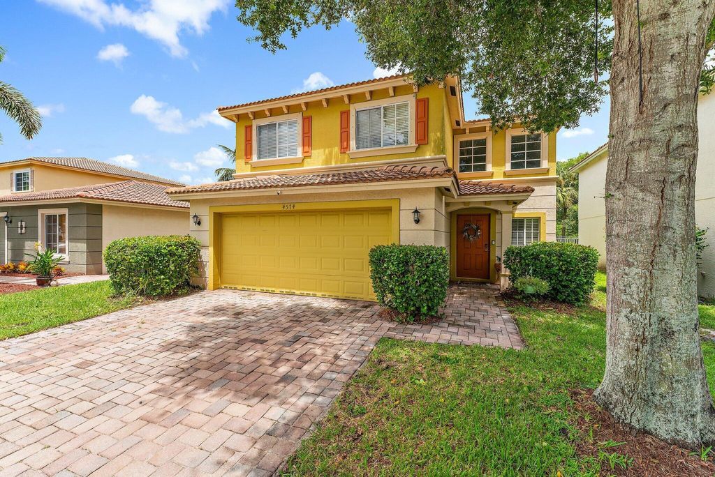 Photo of 4574 SE Graham Drive, Stuart, FL 34997 (MLS # R10912174)