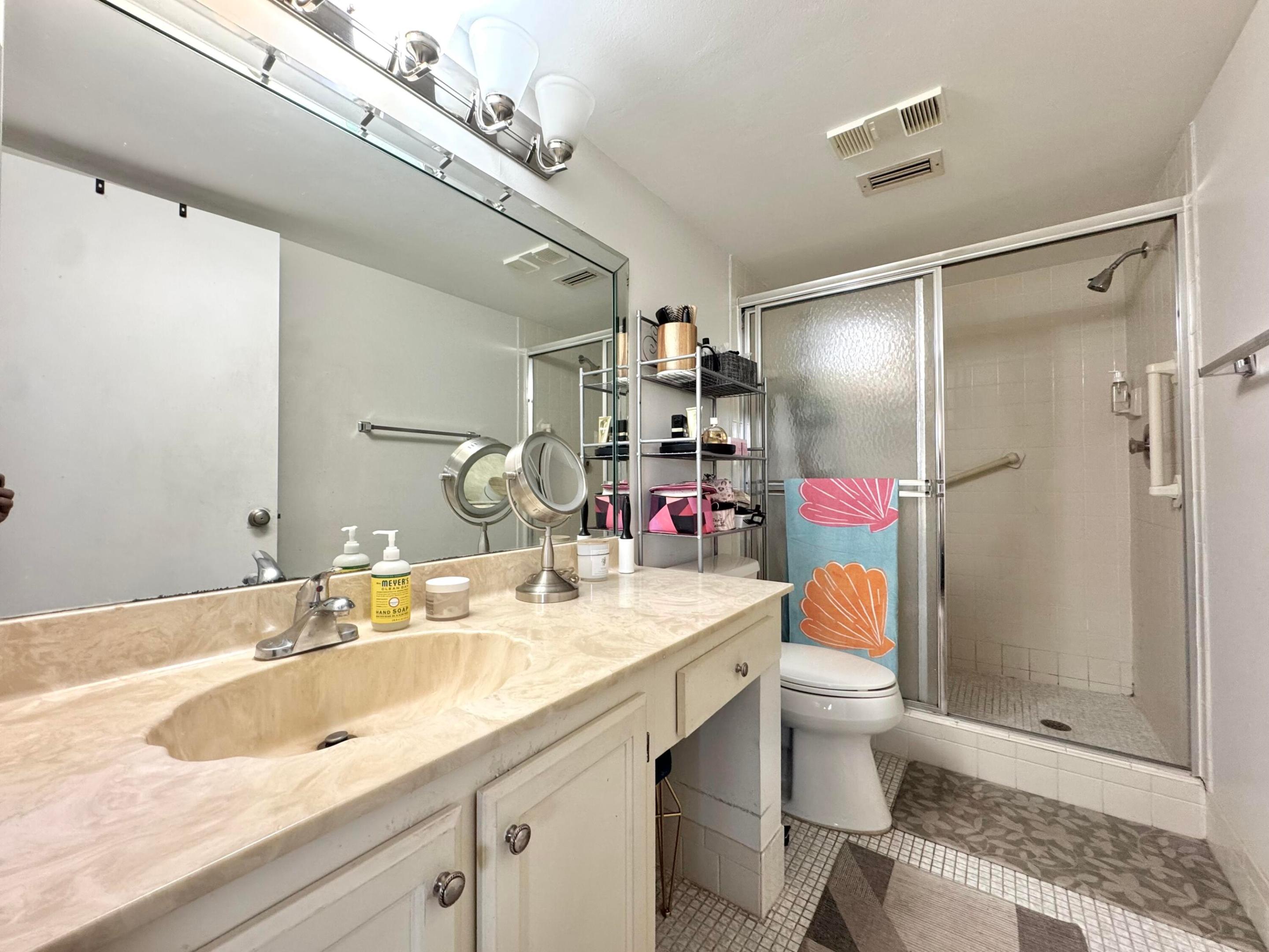 HUNTINGTON LAKES SEC TWO CONDOS - Residential