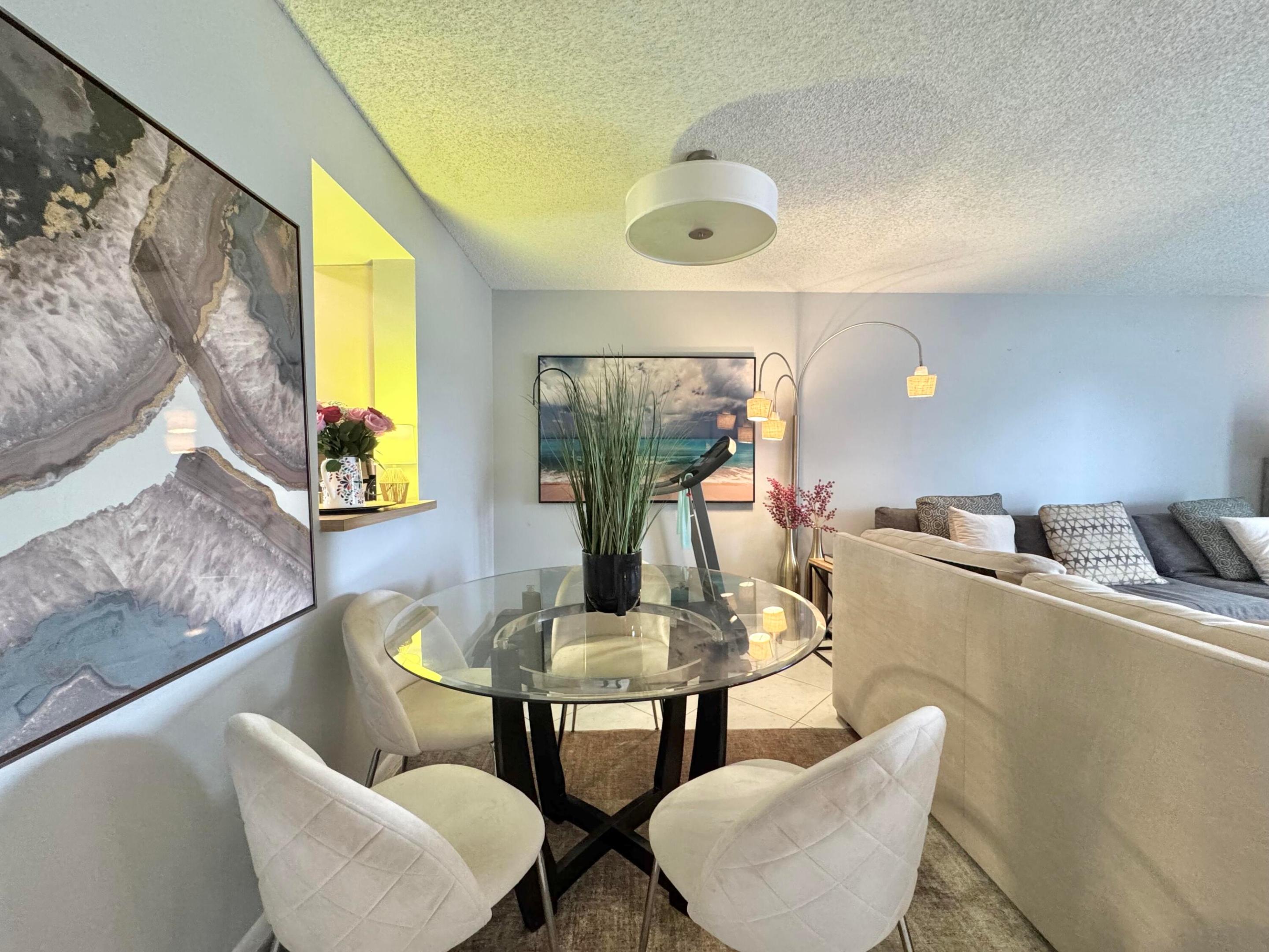 HUNTINGTON LAKES SEC TWO CONDOS - Residential