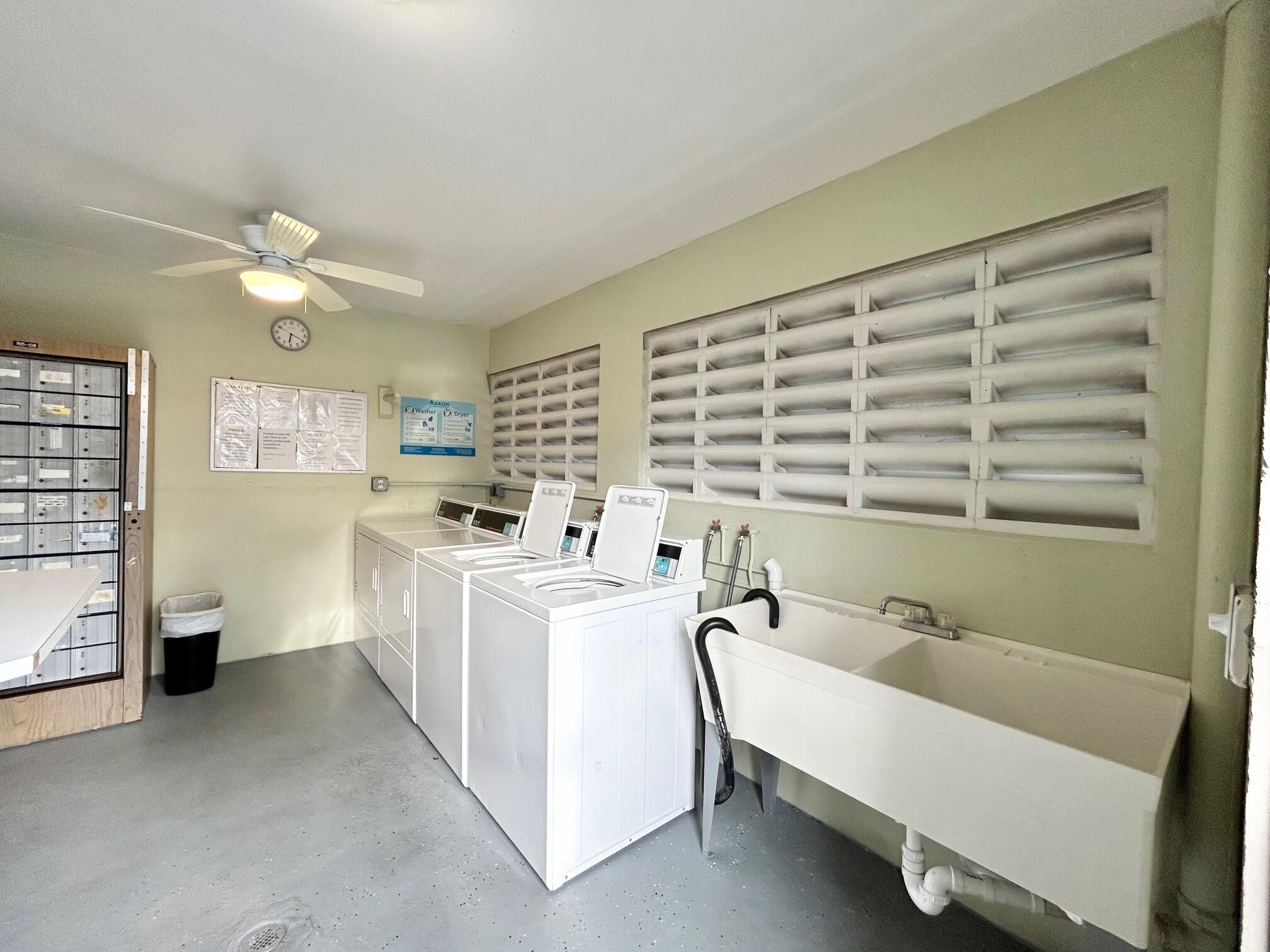 CRESTHAVEN VILLAS 15 CONDO - Residential