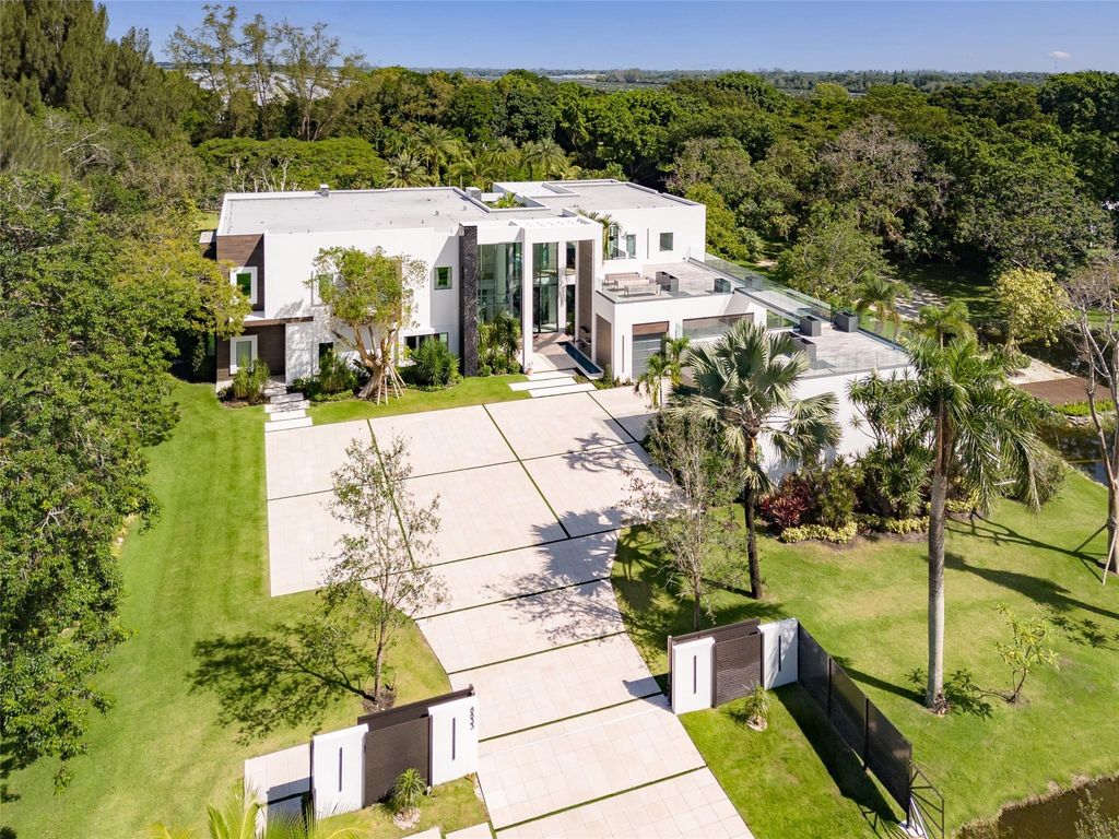 Photo of 8833 NW 70th Ct, Parkland, FL 33067 (MLS # F10531516)