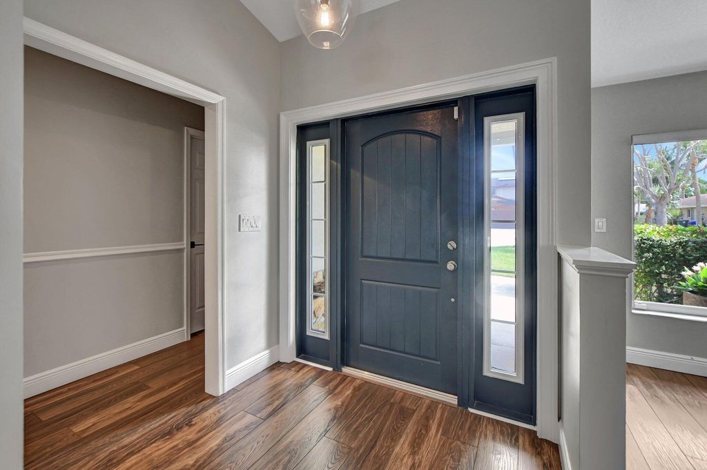 Photo of 1498 SW 16th Street, Boca Raton, FL 33486 (MLS # R10995453)