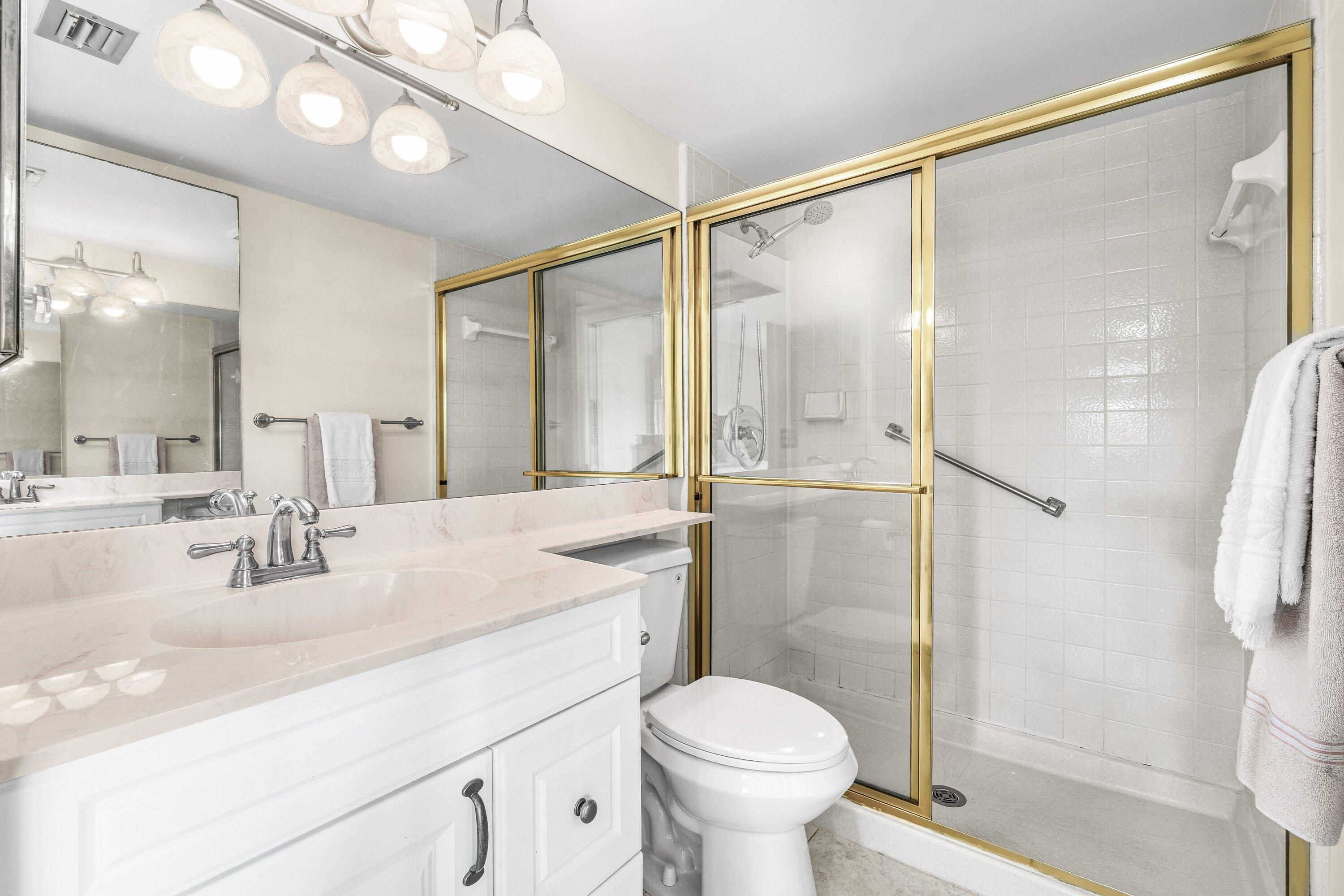 PINE RIDGE NORTH VILLAGE III CONDO - Residential