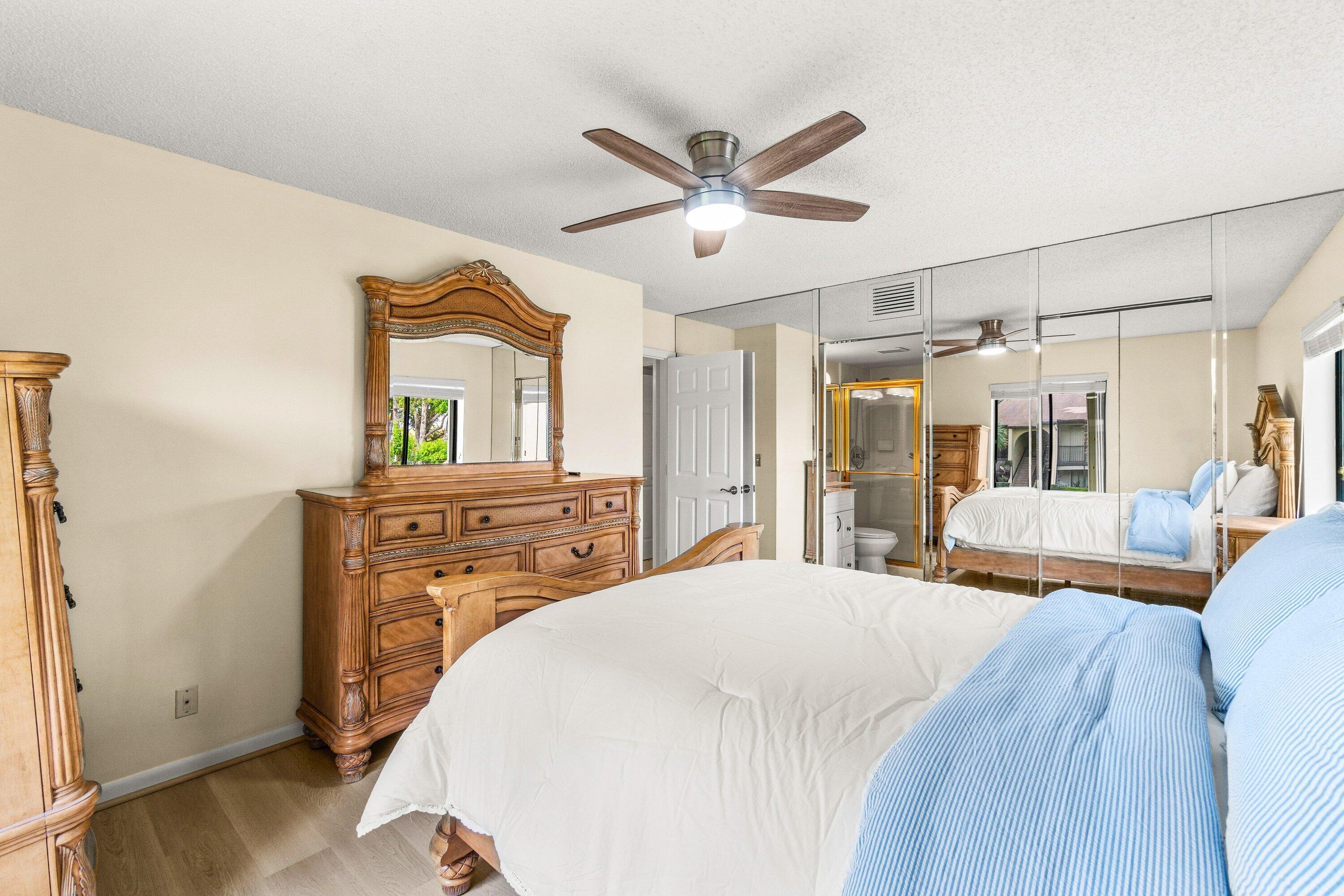 PINE RIDGE NORTH VILLAGE III CONDO - Residential