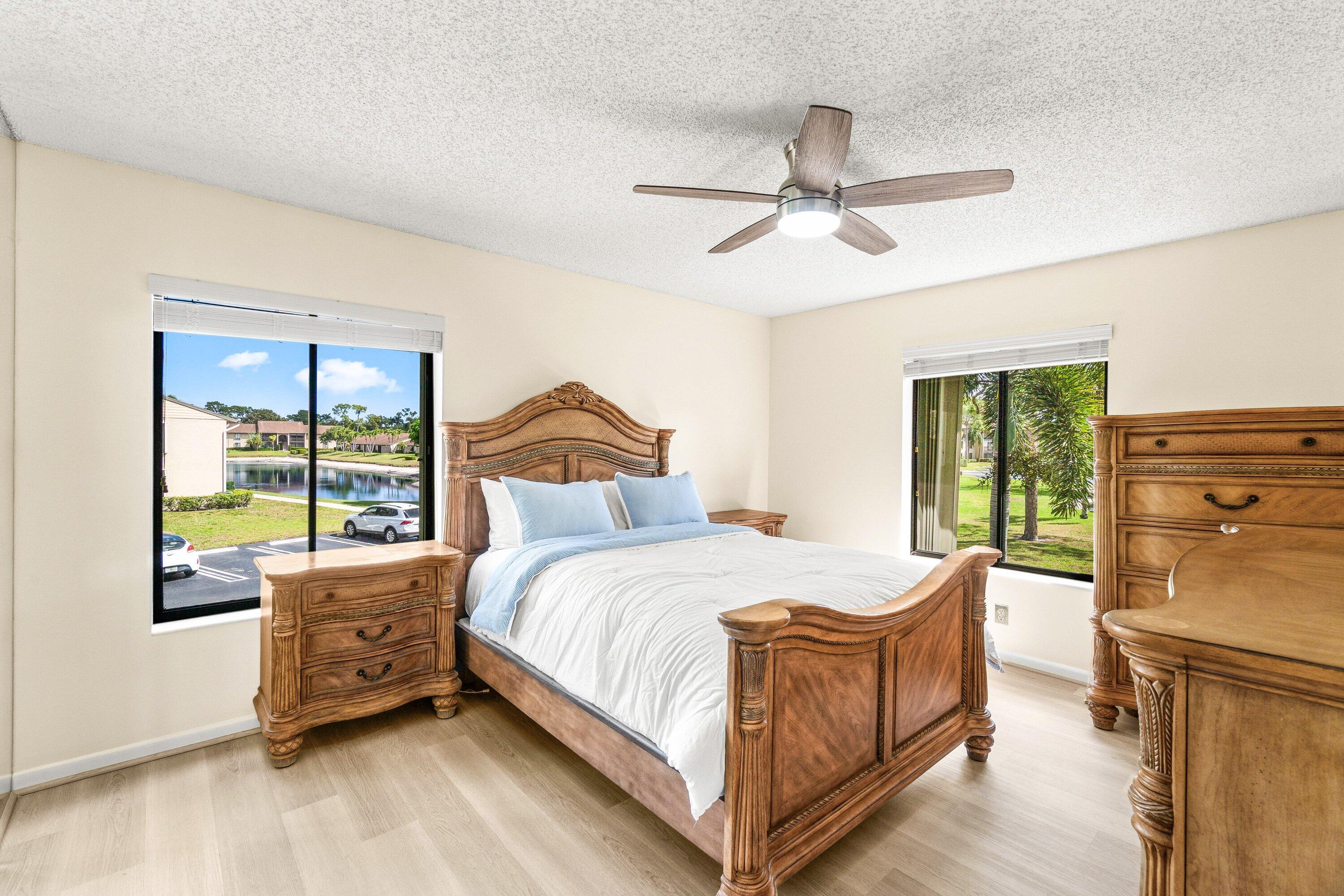 PINE RIDGE NORTH VILLAGE III CONDO - Residential