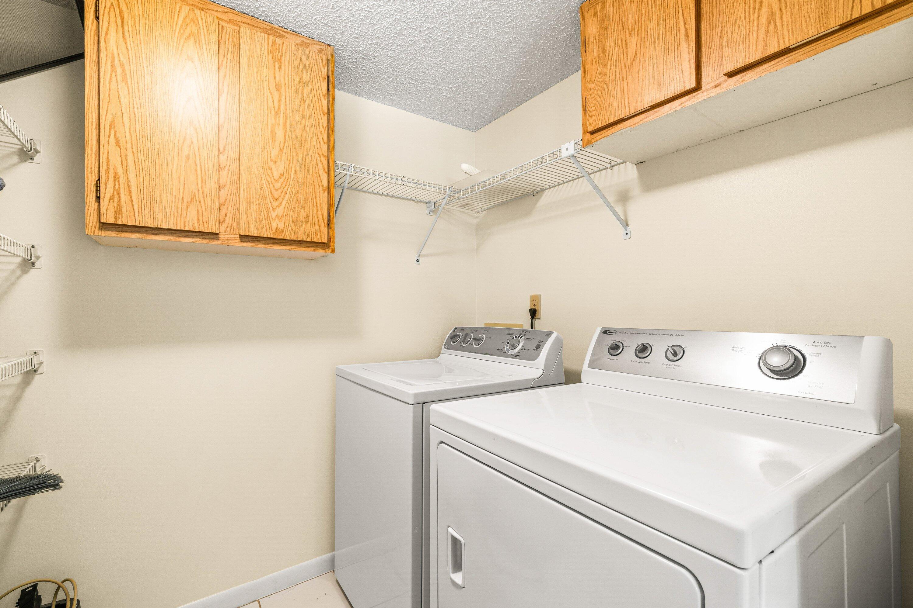 PINE RIDGE NORTH VILLAGE III CONDO - Residential