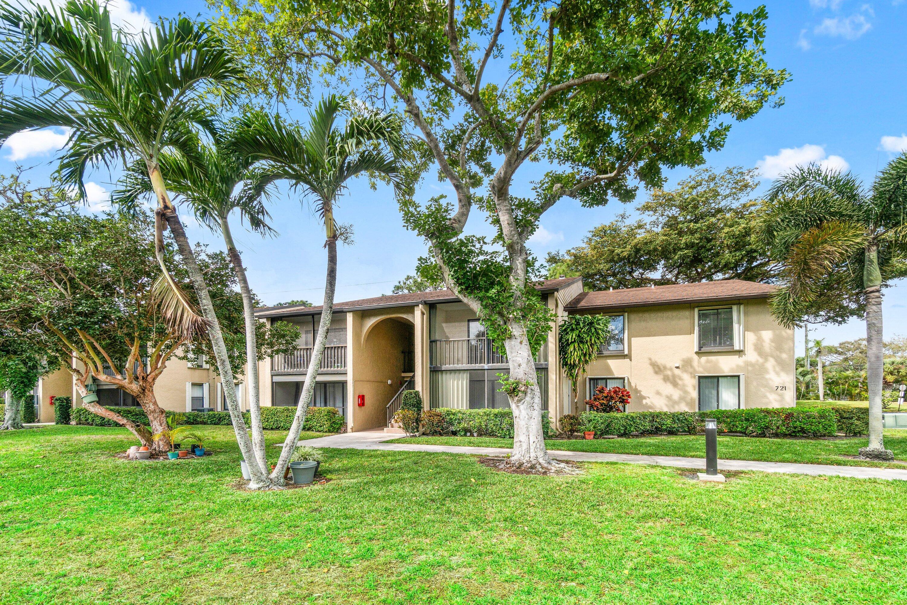 PINE RIDGE NORTH VILLAGE III CONDO - Residential