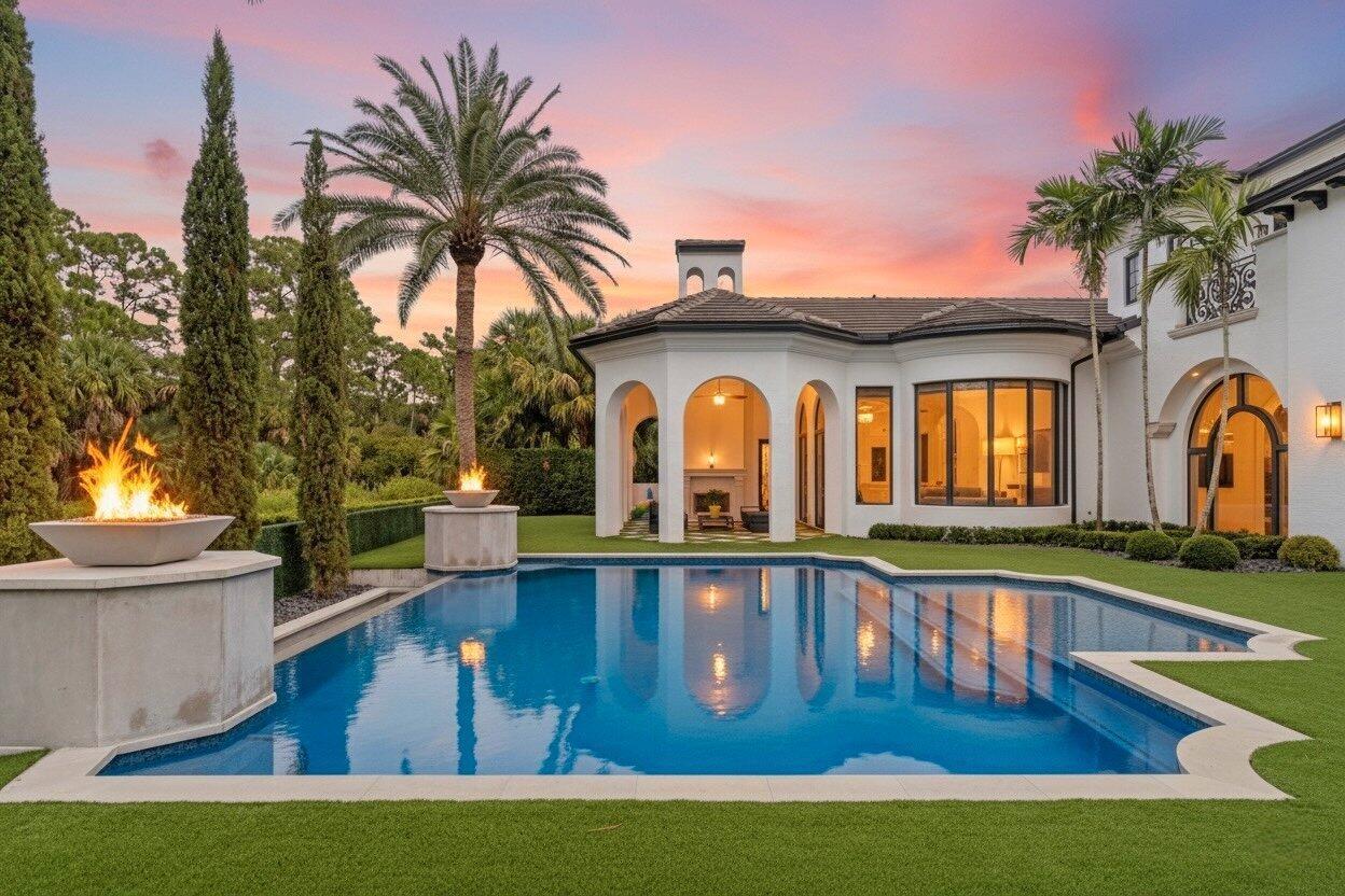 111 Via Palacio Way
