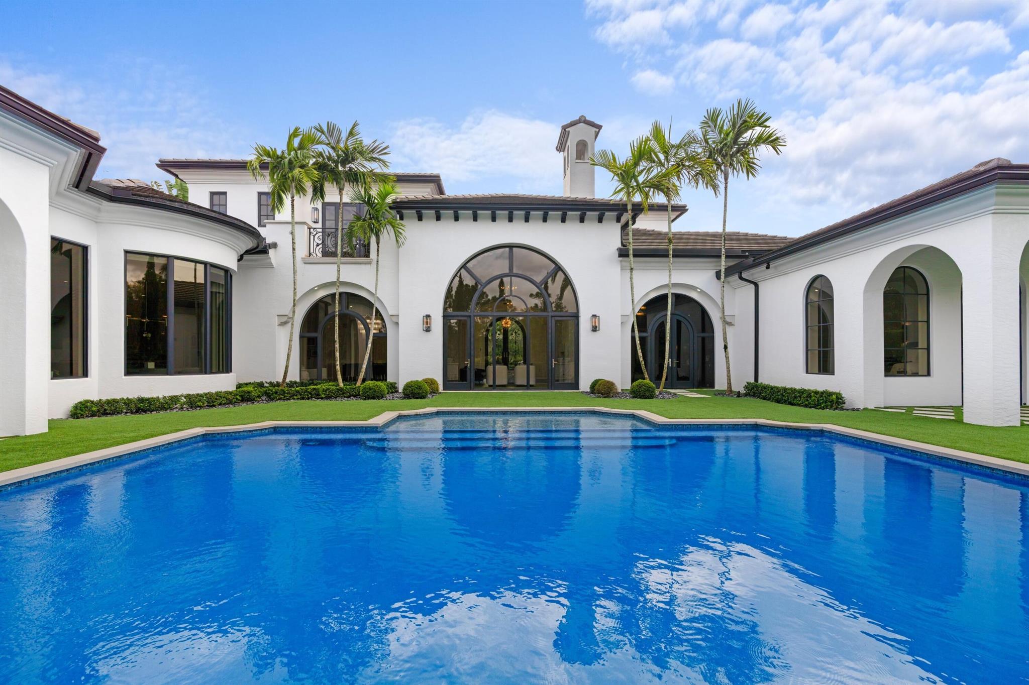 111 Via Palacio Way