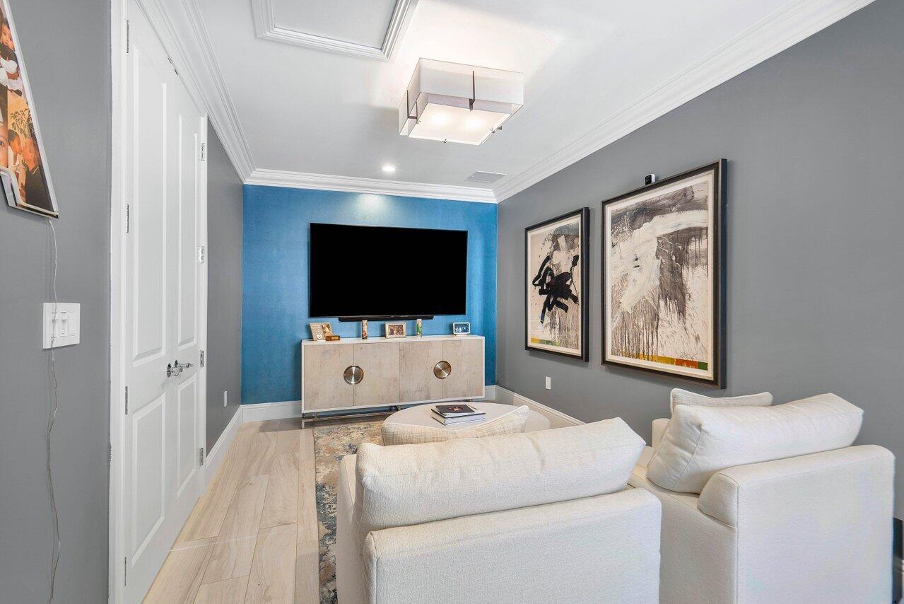 OLD FLORESTA - Residential