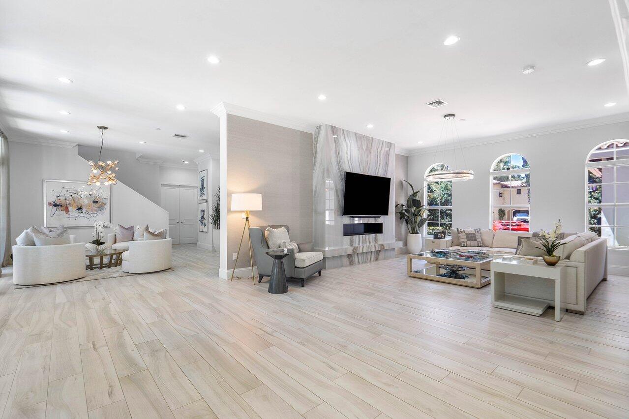 OLD FLORESTA - Residential