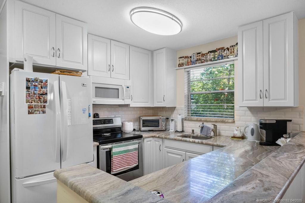 Photo of 2600 SE Ocean Boulevard #H7, Stuart, FL 34996 (MLS # R11091974)