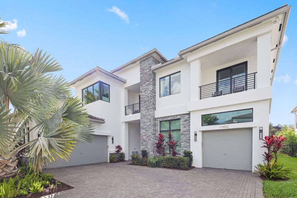 Photo of 17432 Ponte Chiasso Drive, Boca Raton, FL 33496 (MLS # B26001506)