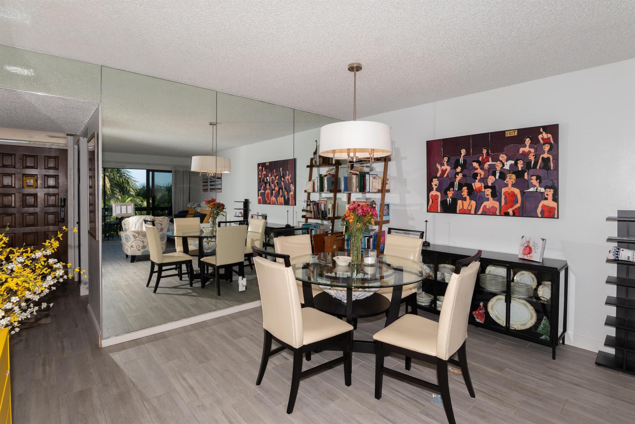 2550 Presidential Way 302