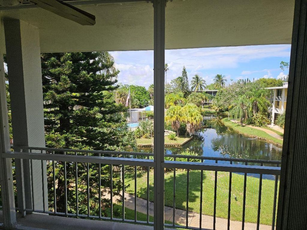 Photo of 777 SE 2nd Avenue #A304, Deerfield Beach, FL 33441 (MLS # F10528349)