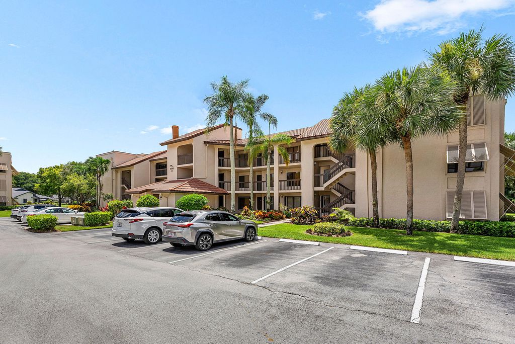 Photo of 10110 Cedar Point Boulevard #203, Boynton Beach, FL 33437 (MLS # R11109317)