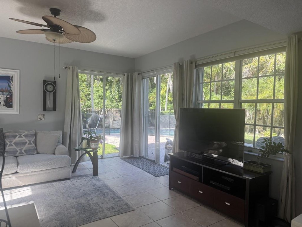 Natalies Cove - Residential