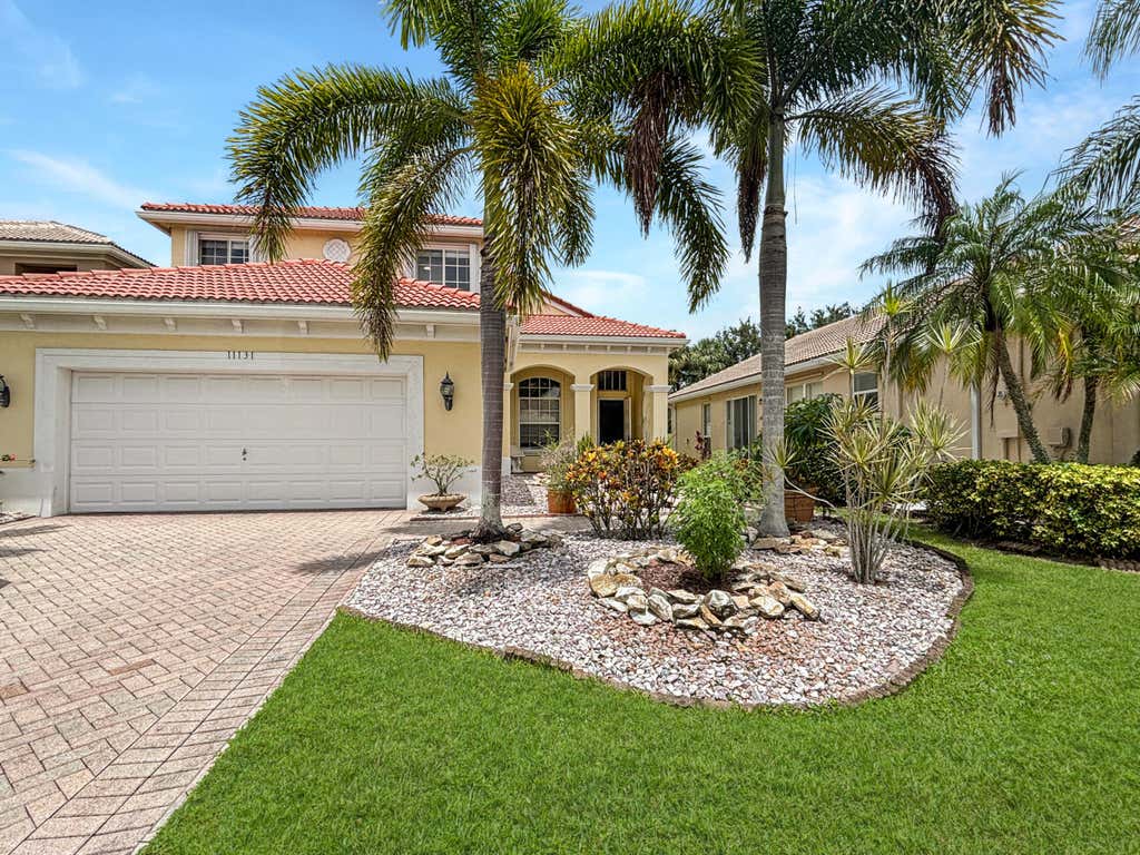 Photo of 11131 LAUREL WALK Road, Wellington, FL 33449 (MLS # B26061191)