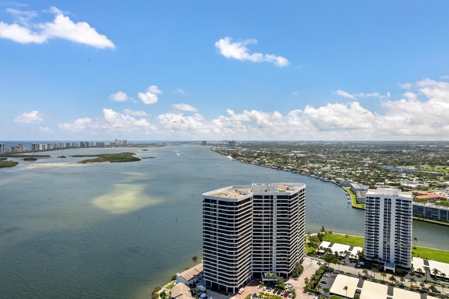 Photo 40 of 43 of 100 Lakeshore Drive Ph57 condo