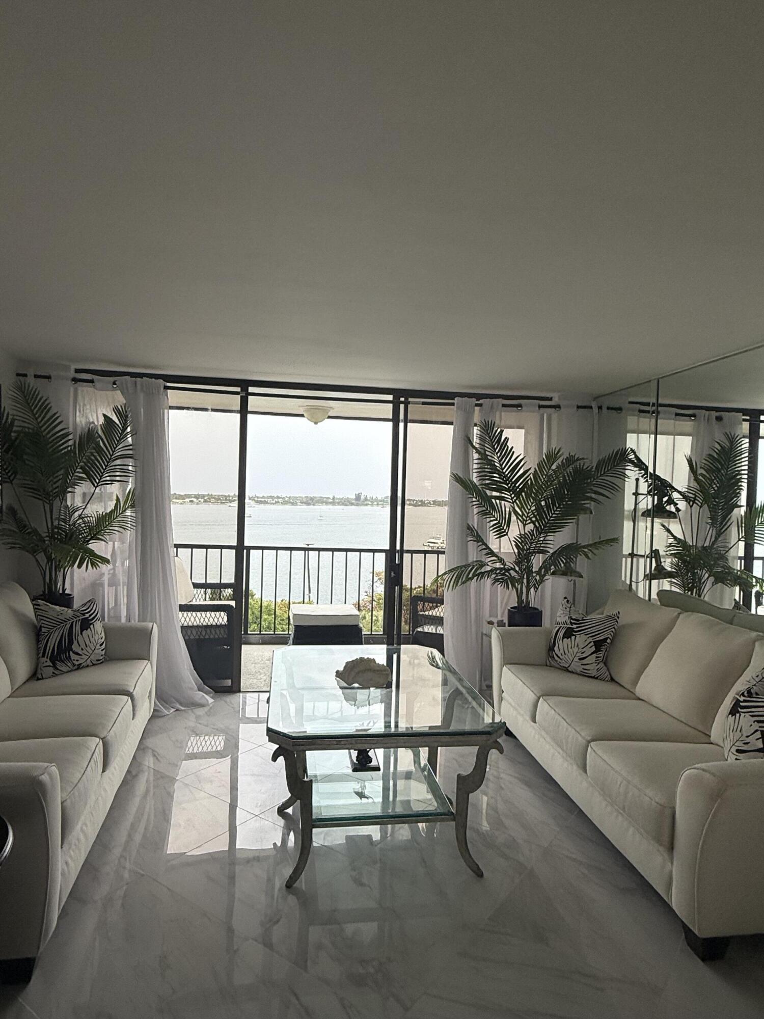 PLACIDO MAR CONDO - Residential Lease
