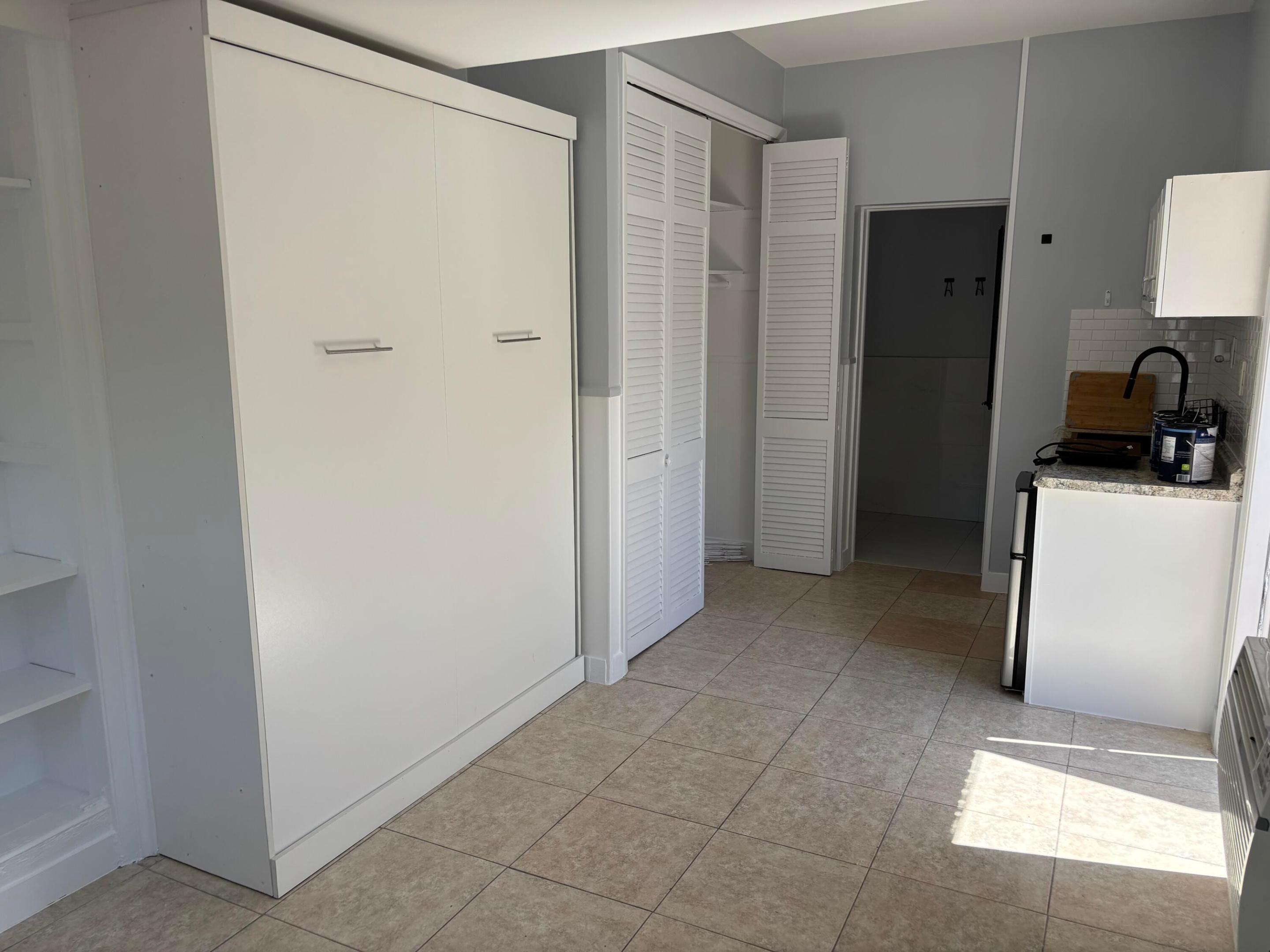 SUNSET TRAILS NO 4 - Residential Lease