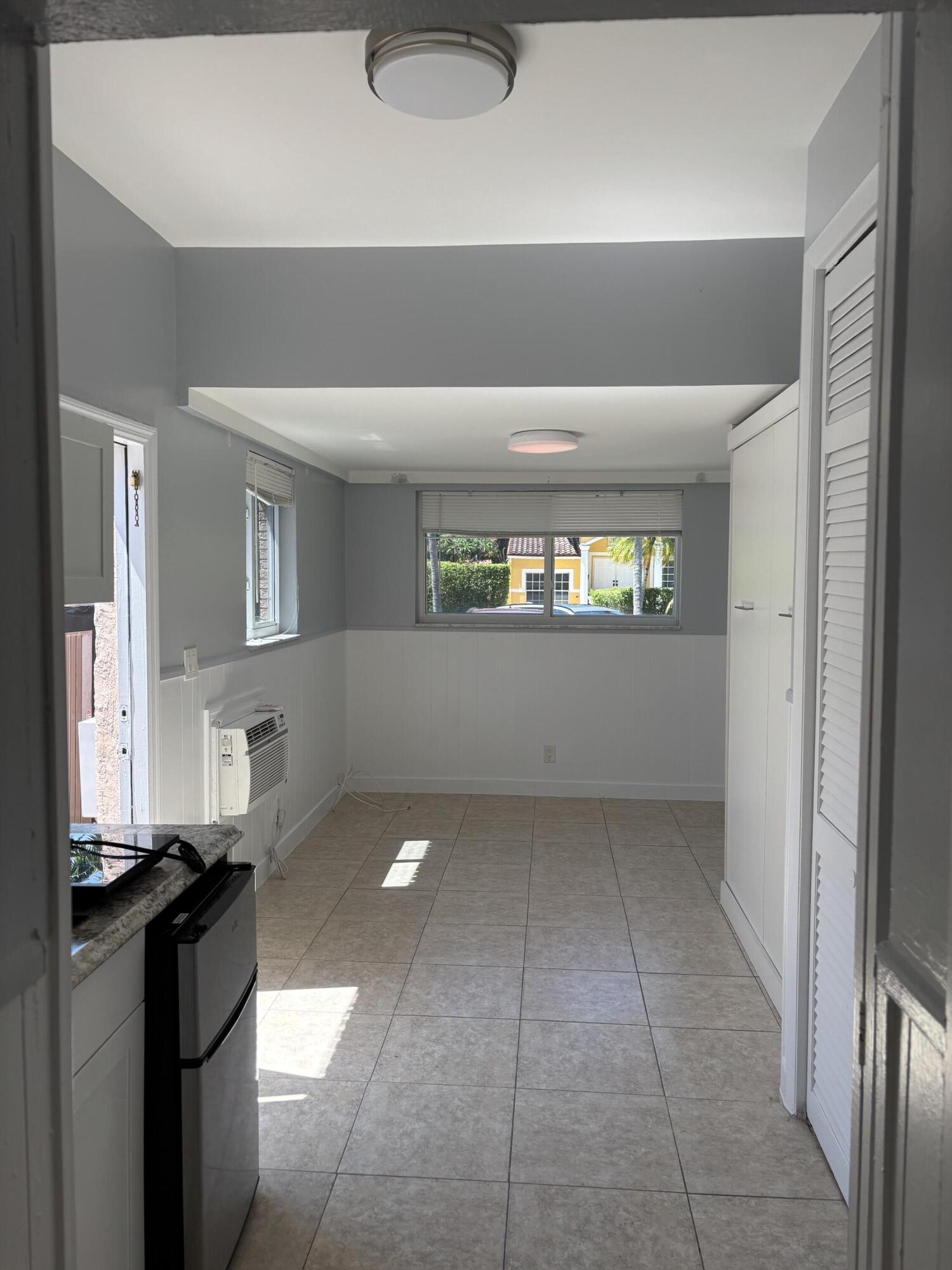 SUNSET TRAILS NO 4 - Residential Lease