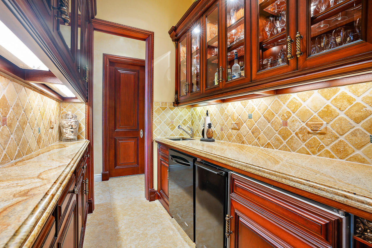 Jupiter Island - Residential