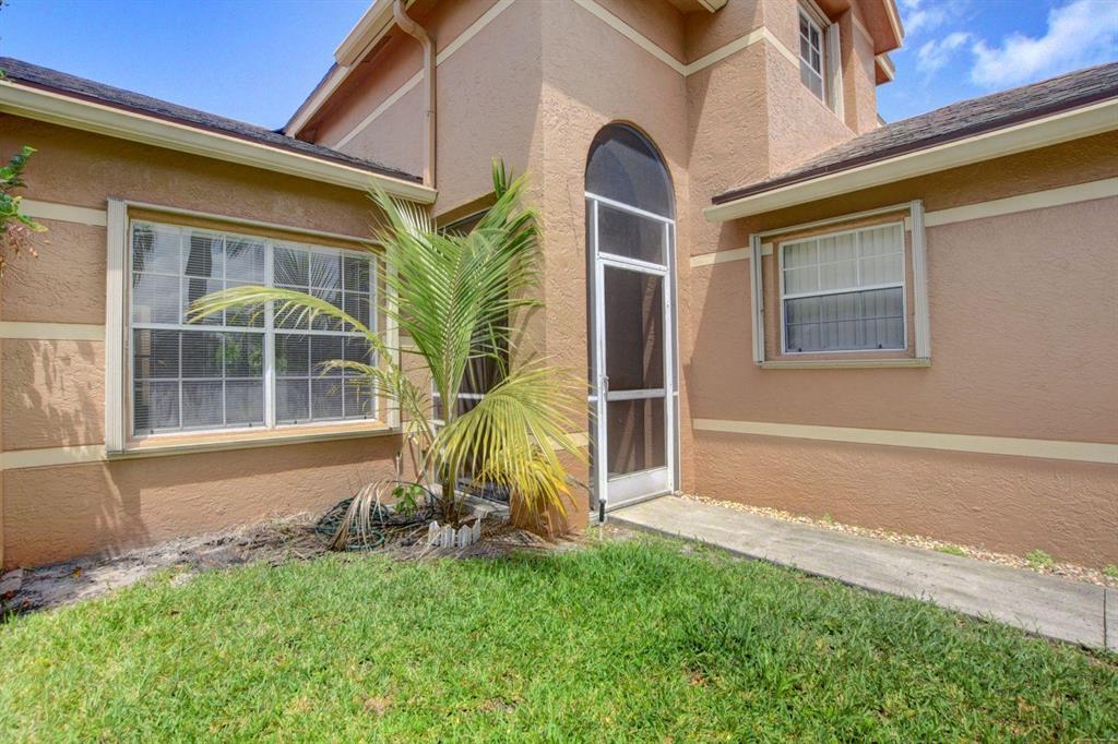 WHISPERING PINES - Residential