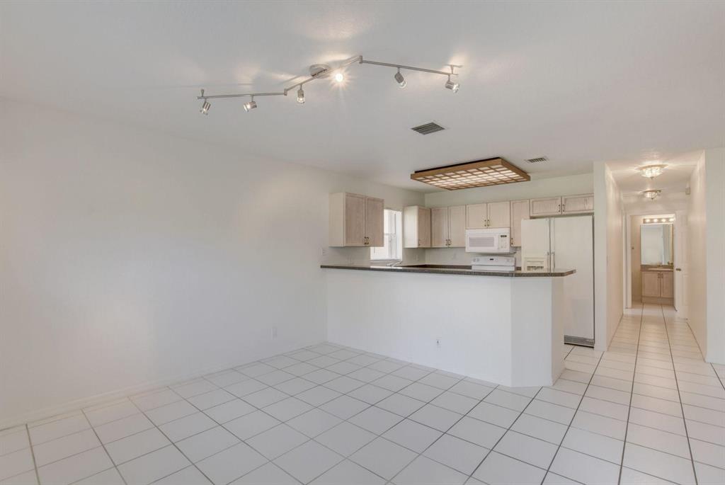 WHISPERING PINES - Residential