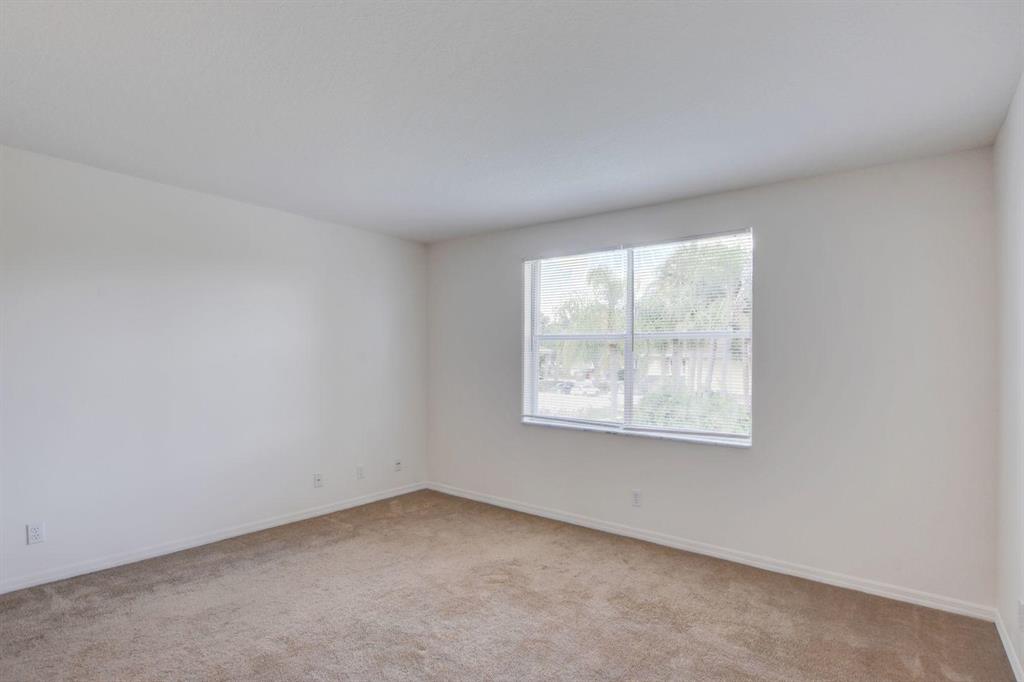 WHISPERING PINES - Residential