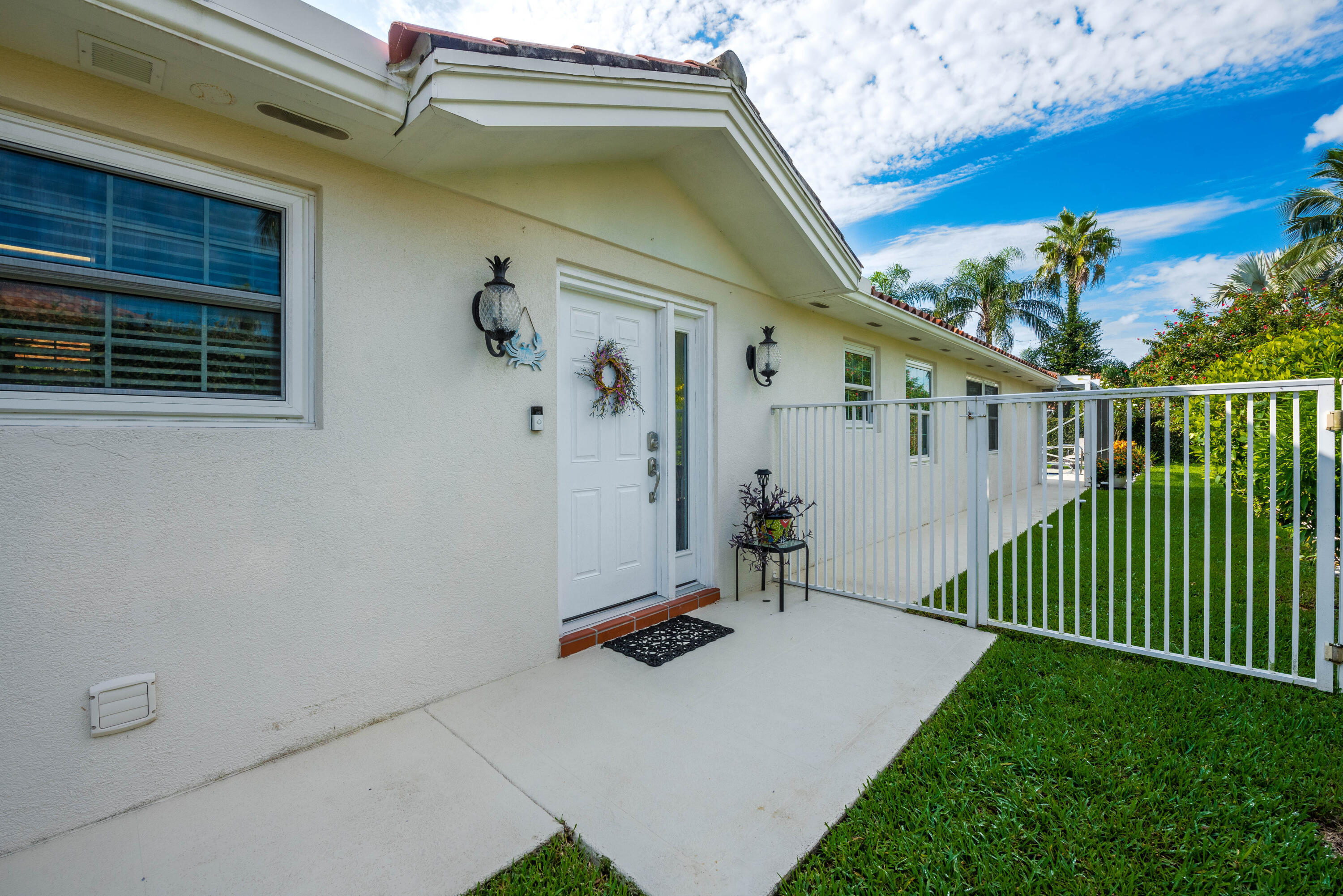 RIVERWALK 2 - Residential Lease
