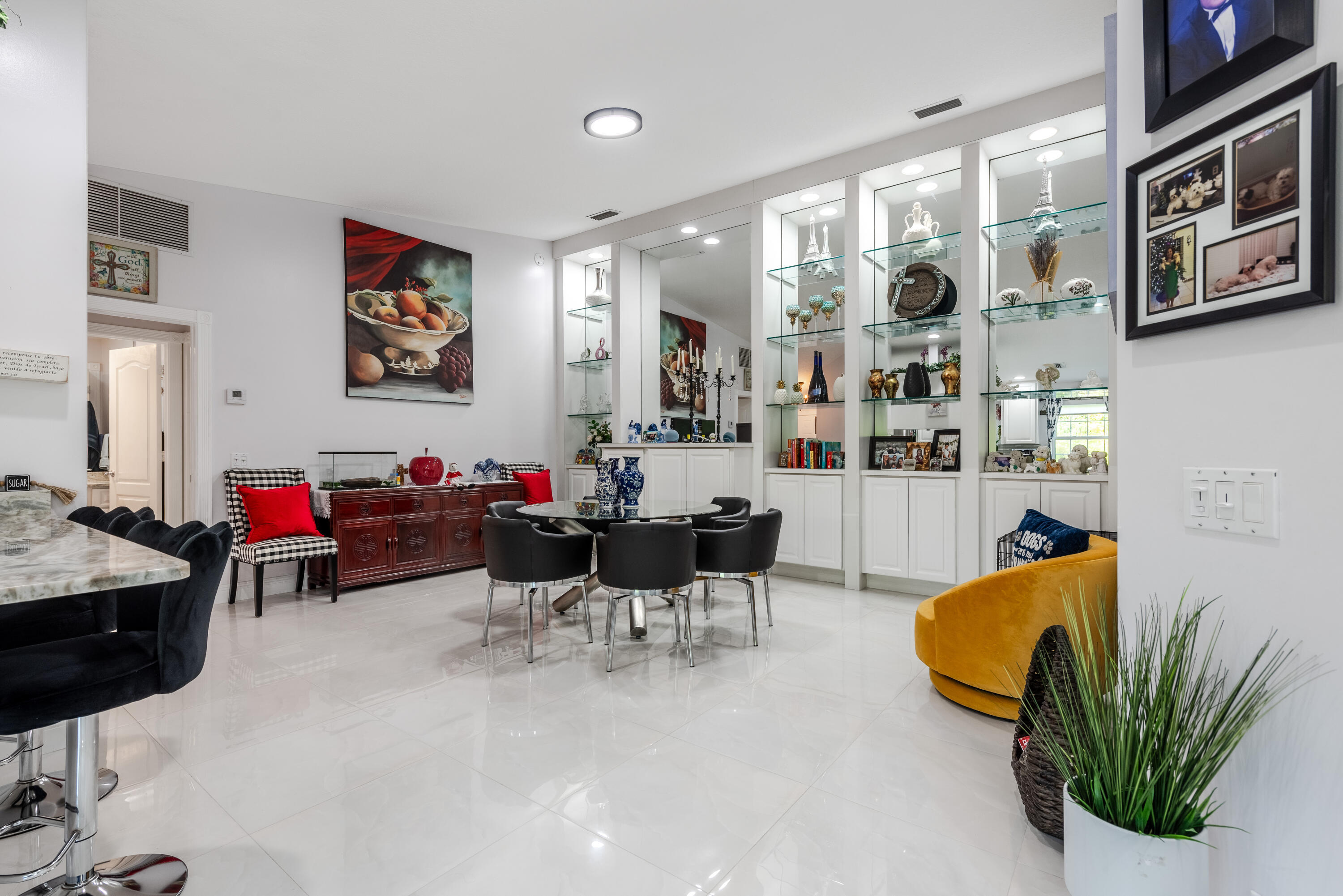 RIVERWALK 2 - Residential Lease