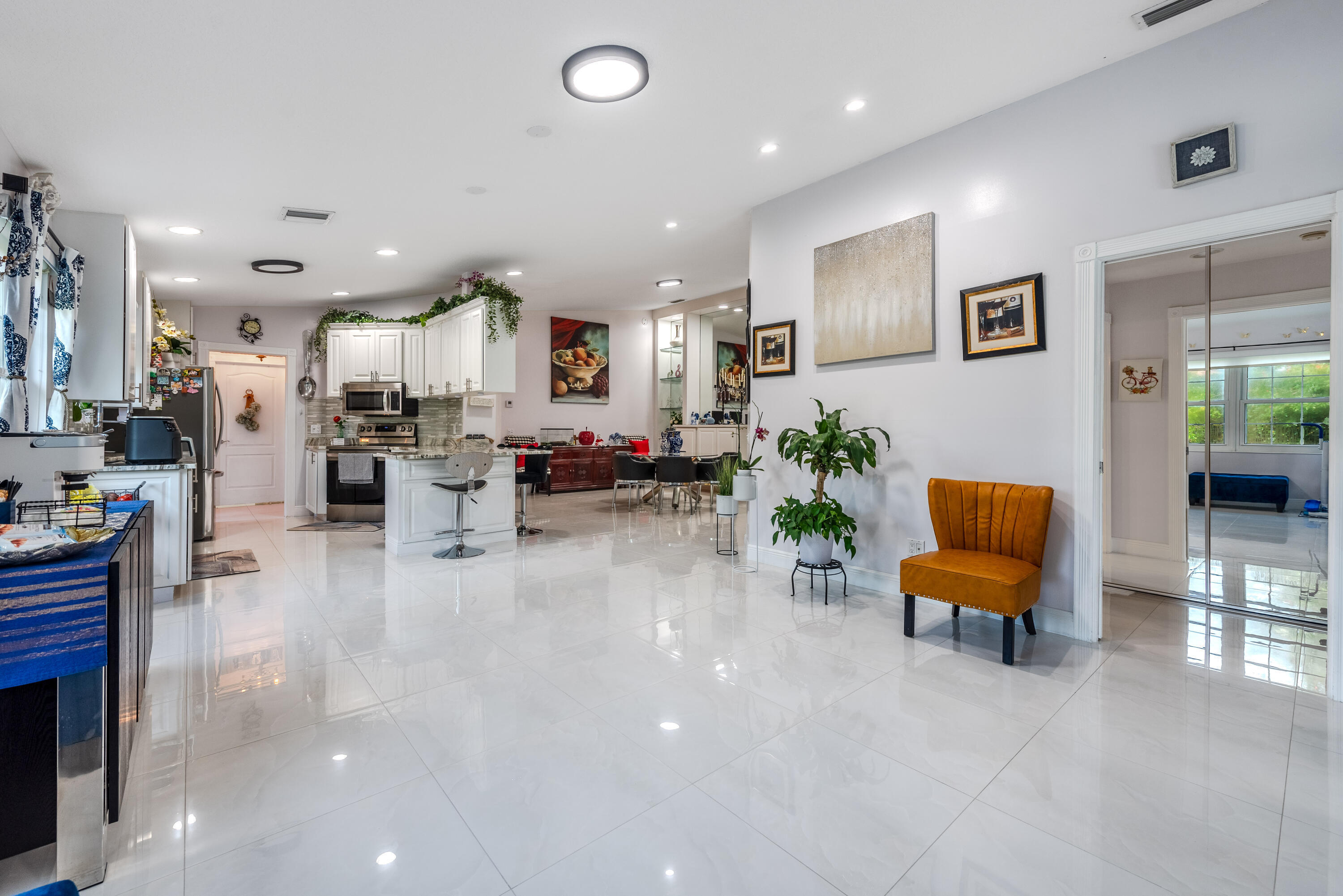 RIVERWALK 2 - Residential Lease
