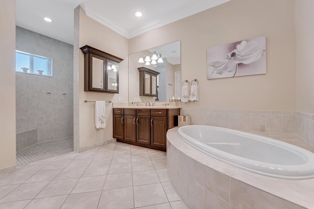 OLYMPIA 1 - Residential